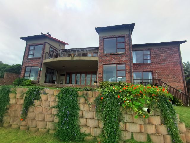 Holiday House to rent in Great Brak River, Garden Route, South Africa