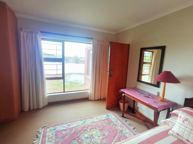 Holiday House to rent in Great Brak River, Garden Route, South Africa