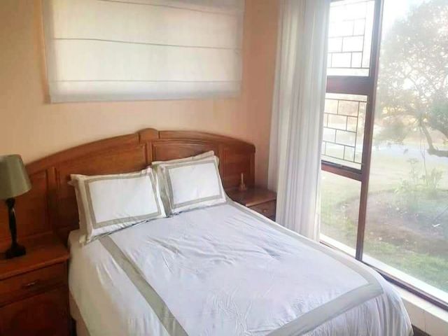 Holiday House to rent in Little Brak River , Garden Route, South Africa