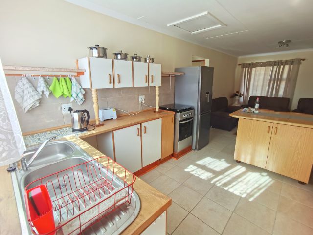 Holiday Rentals & Accommodation - Garden Flat - South Africa - Garden Route - Little Brak River
