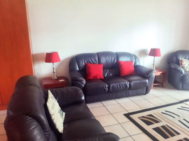 Holiday Apartment to rent in Mossel Bay, Die Voorbaai, South Africa