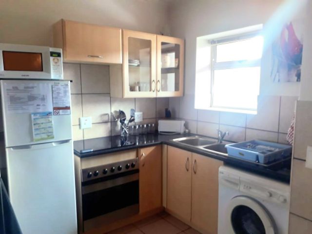 Holiday Apartment to rent in Mossel Bay, Die Voorbaai, South Africa