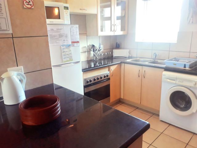 Holiday Apartment to rent in Mossel Bay, Die Voorbaai, South Africa