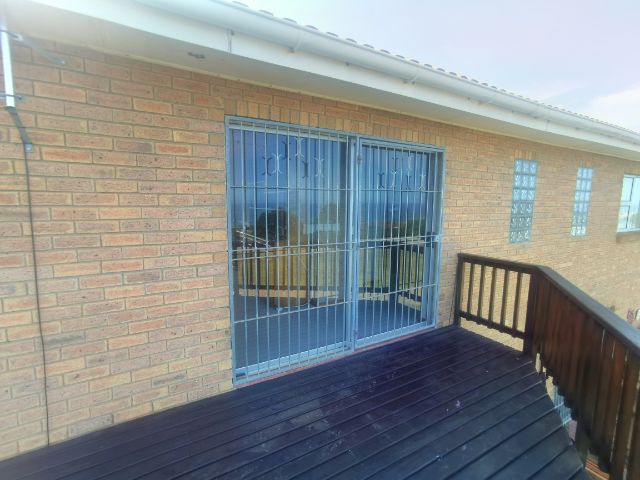 Holiday Rentals & Accommodation - Garden Flat - South Africa - Eden District - Mosselbay