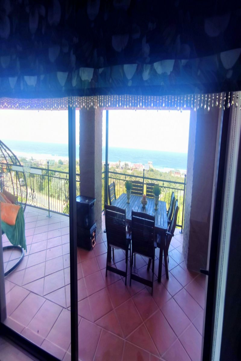 Holiday House to rent in Mossel Bay, Eden District, South Africa