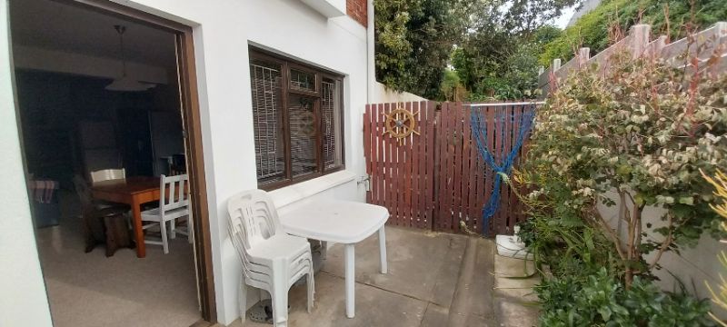 Garden Flat to rent in Mossel Bay, Eden District, South Africa