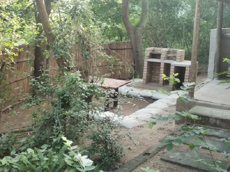 Backpackers to rent in Kwangwanase, Kosi Bay, South Africa